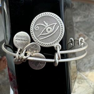 Alex & Ani